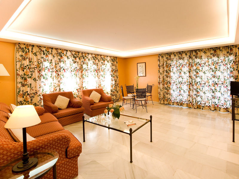 Apartment Monarque Sultan 4*
